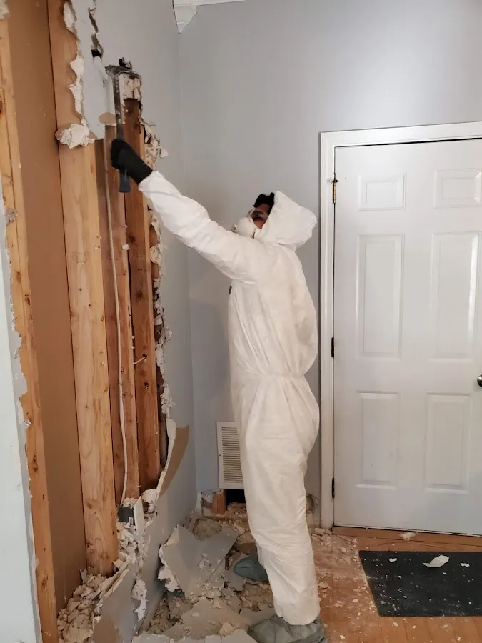 Water Damage Restoration services in Waterford, WI
